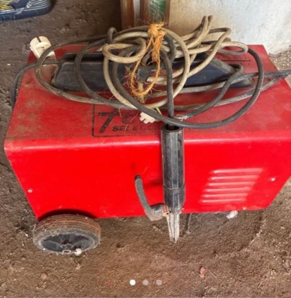 Soldadora Eléctrica 200 Turbo